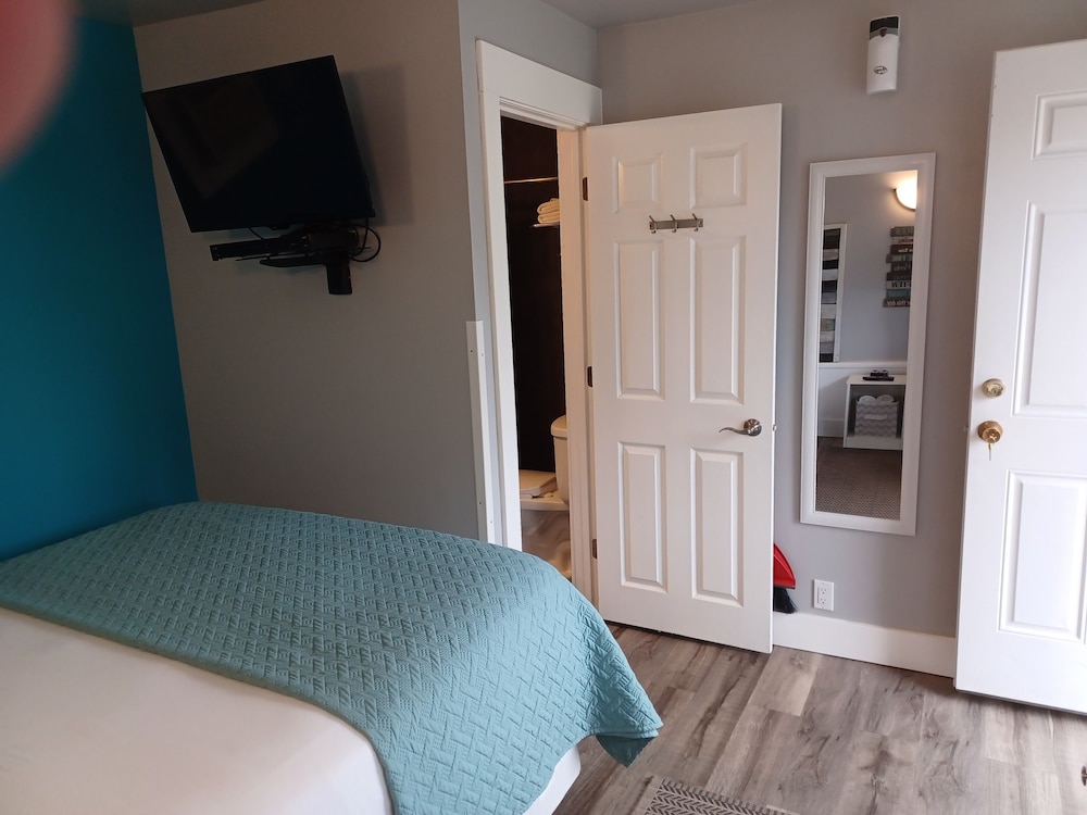 Alexanders Landing - photo 51