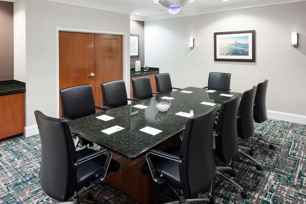 Hampton Inn Fort Lauderdale Downtown Las Olas Area - photo 31