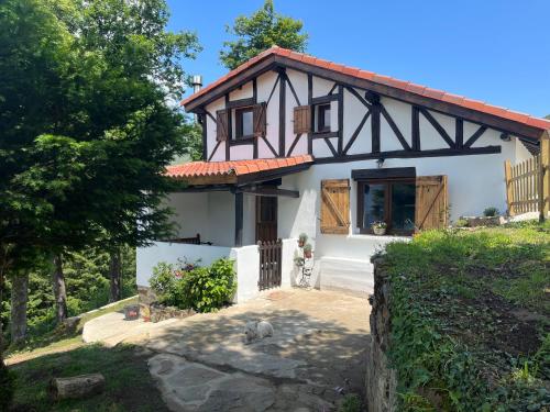 Ca Luena - carbon neutral hotel in Barzana