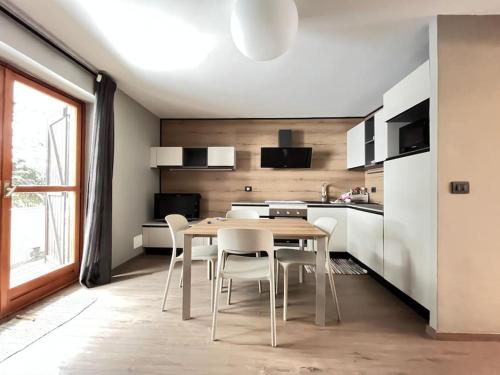 Maison De Neige Appartamento Vacanze — 4-Star Luxury Hotel in Sauze D'oulx, Italy