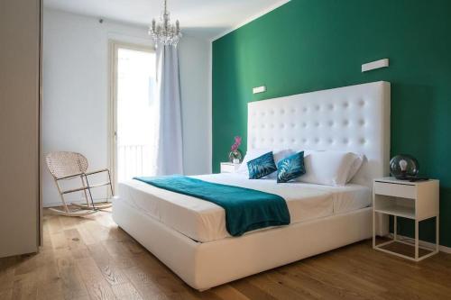 My Trastevere Three Bedroom View Apartment — 4-Star Luxury Hotel in Rome, Italy