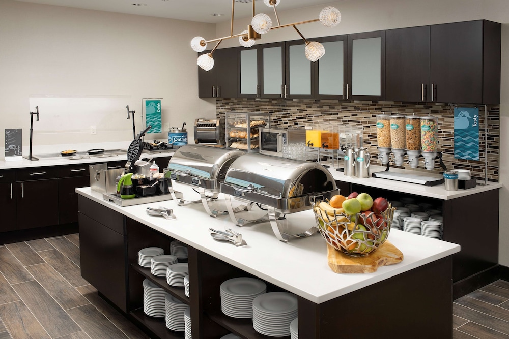 Homewood Suites by Hilton Kansas City Speedway - photo 27