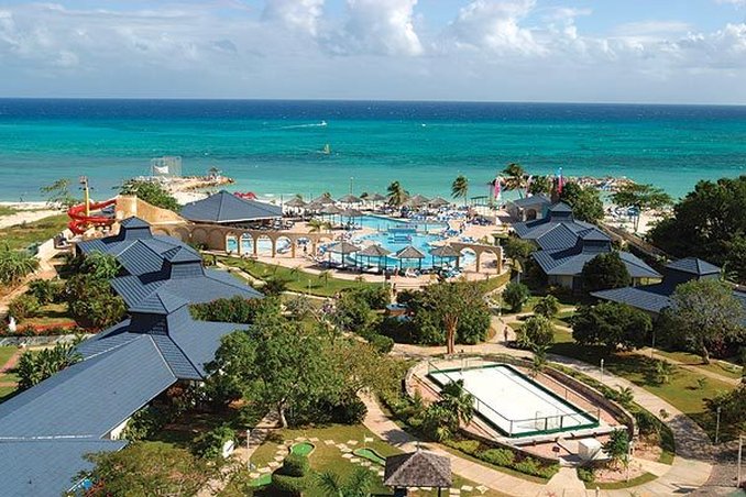Hotel Breezes Trelawny Resort Spa — Falmouth