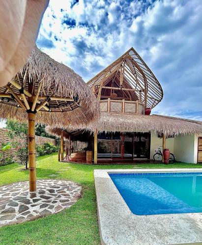 Villa Kesambi — 4-Star Luxury Hotel in Gili Air, Indonesia