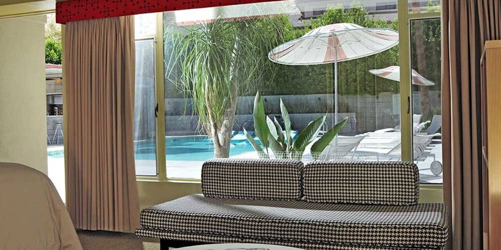Orbit In 21 and Over a Town and Desert Boutique Hotel - photo 6