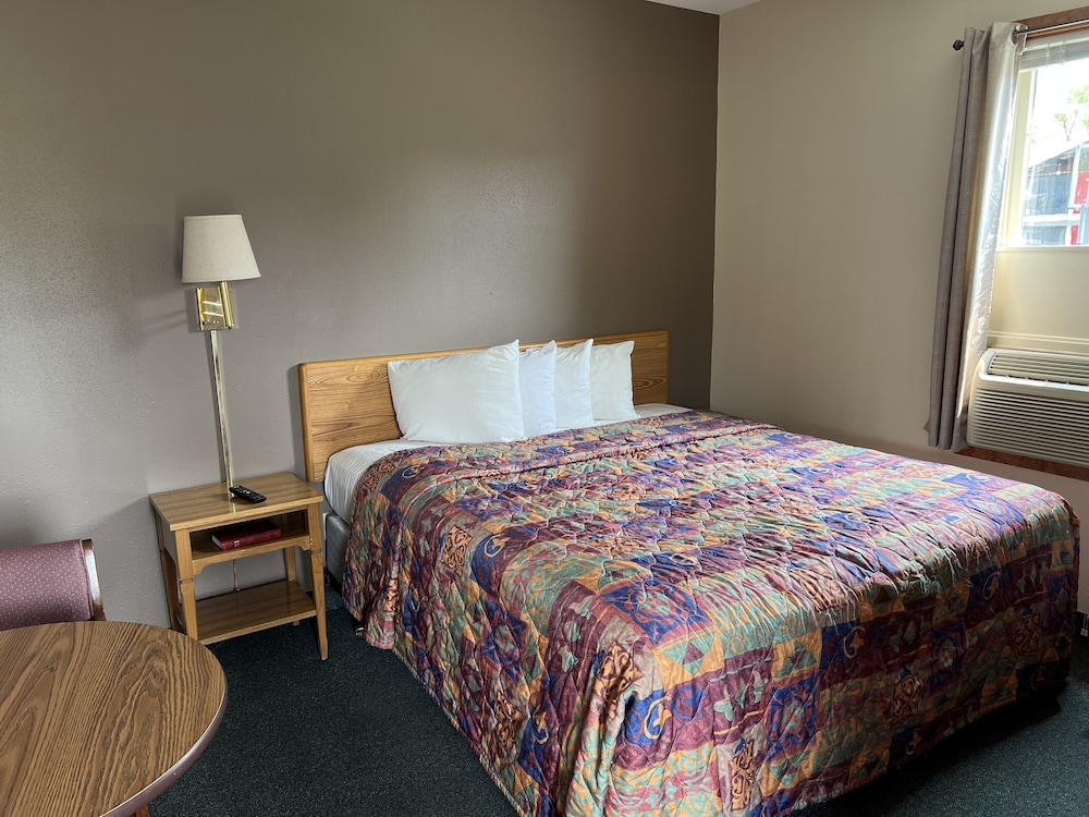 All Star Inn & Suites - photo 82