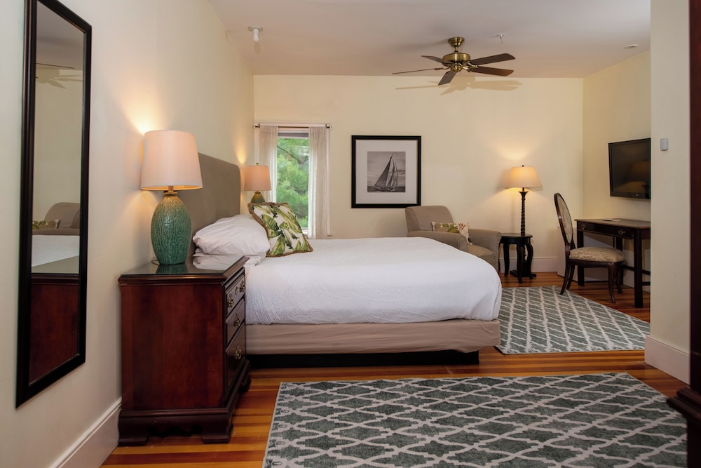 York Harbor Inn - photo 14