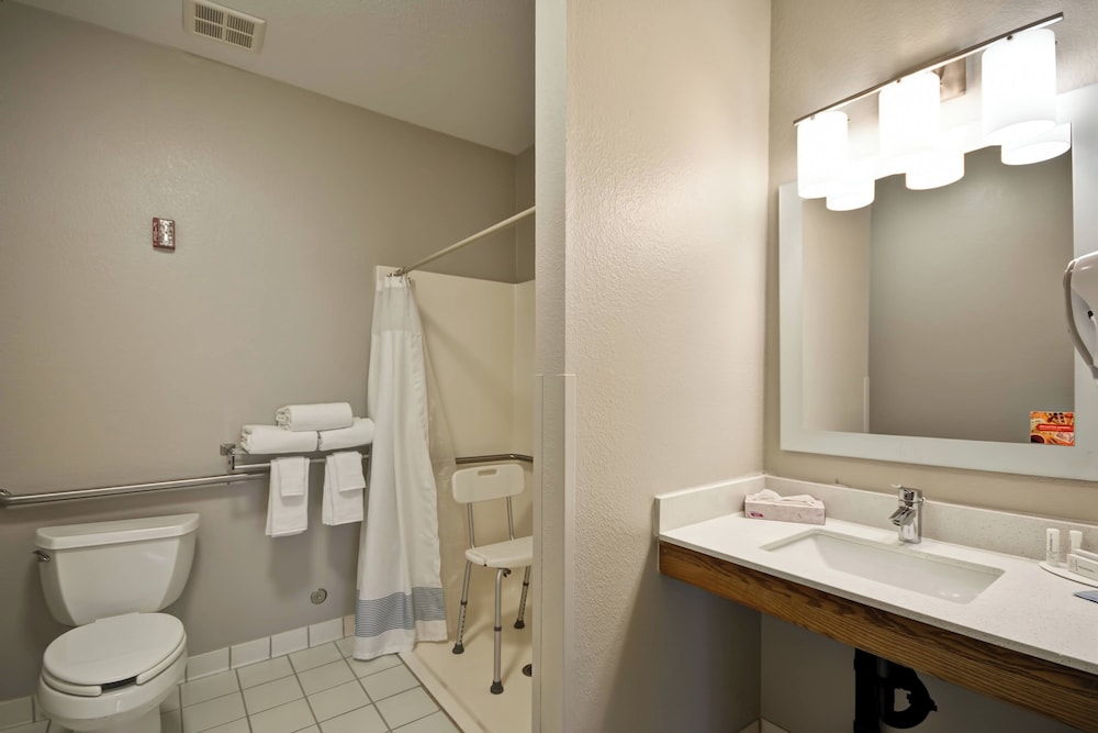 TownePlace Suites by Marriott Sioux Falls - photo 22