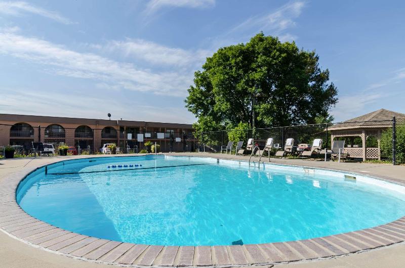Rodeway Inn Bellevue - photo 39