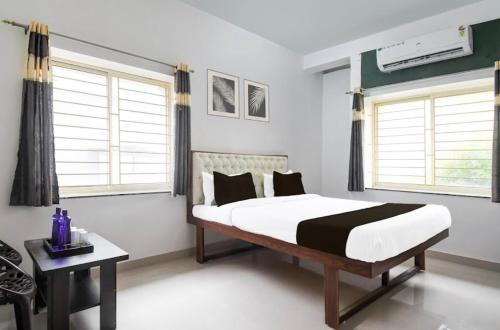 Hotel Crystal INN - last minute hotel in Bhubaneshwar