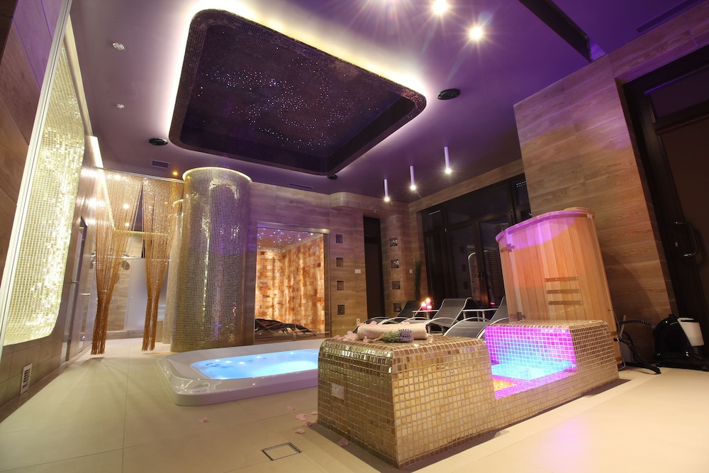 Lawendowy Zdrój Medycyna i SPA in Busko-Zdroj, Poland