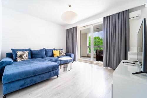 Kolska Blue & Grey Harmony Apartment by BookingHost — 4-Star Luxury Hotel in Warsaw, Poland