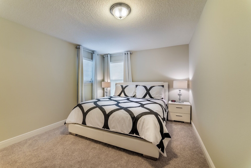Okb5369 - carbon neutral hotel in Davenport