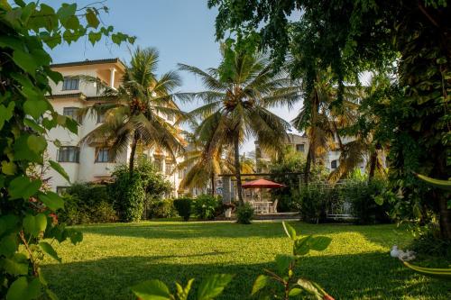 Cosy 1 Bedroom Zing Gardens E01 with Free Swimming Pool & Garden — 4-Star Luxury Hotel in Mombasa, Kenya