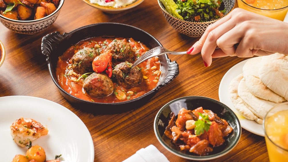 מזון ומשקאות