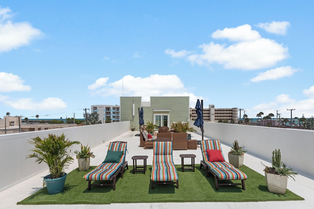 The Oasis at Cocoa Beach in Cocoa Beach, United States