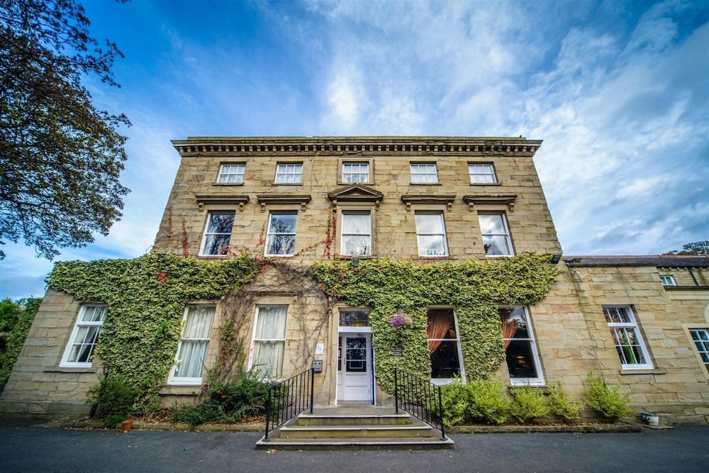 Healds Hall Hotel - last minute hotel in Liversedge