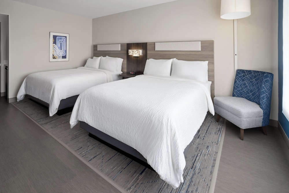Holiday Inn Express & Suites Waynesboro East by IHG - photo 9