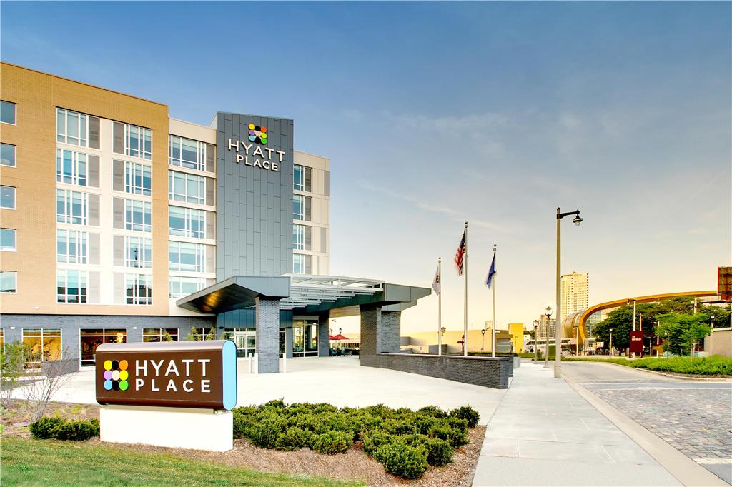 Hyatt Place Milwaukee Downtown - photo 10