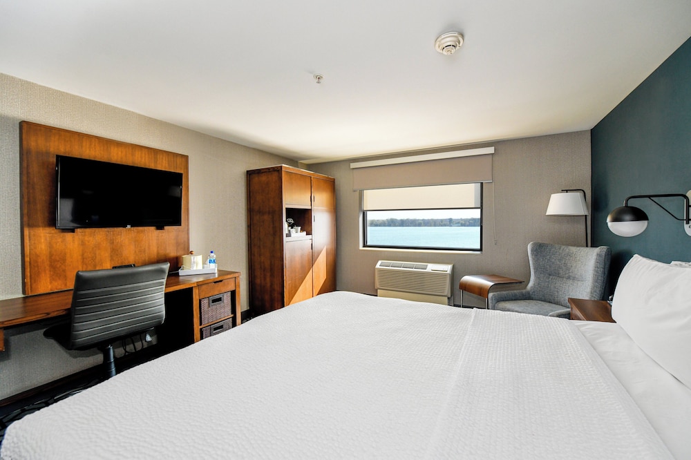 Crowne Plaza Niagara Falls NY Riverside by IHG - photo 17