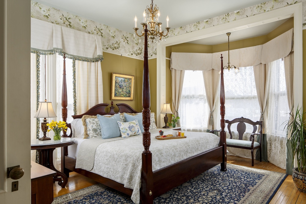 The Lady Mary Inn - photo 21