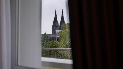 Hotel Ilbertz Garni — Koeln