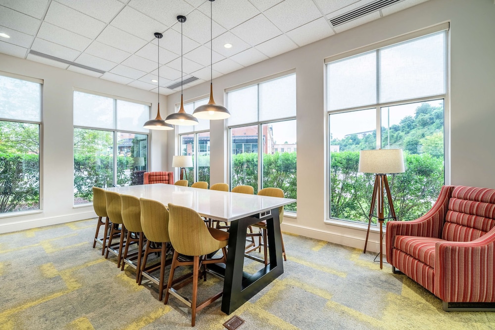 Hilton Garden Inn Morgantown - photo 2