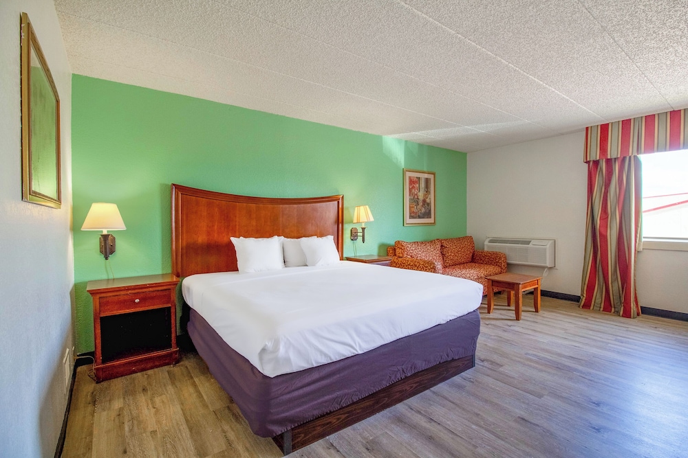 Tulsa Square Hotel Central I 44 By OYO - photo 41