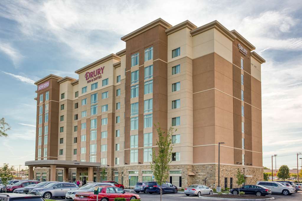 Drury Inn & Suites Cincinnati Northeast Mason - featured photo