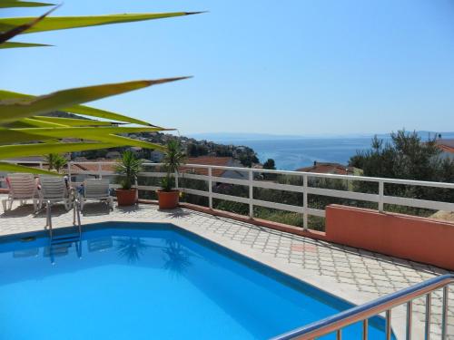 Apartments Mavarcica — 4-Star Luxury Hotel in Okrug Gornji, Croatia