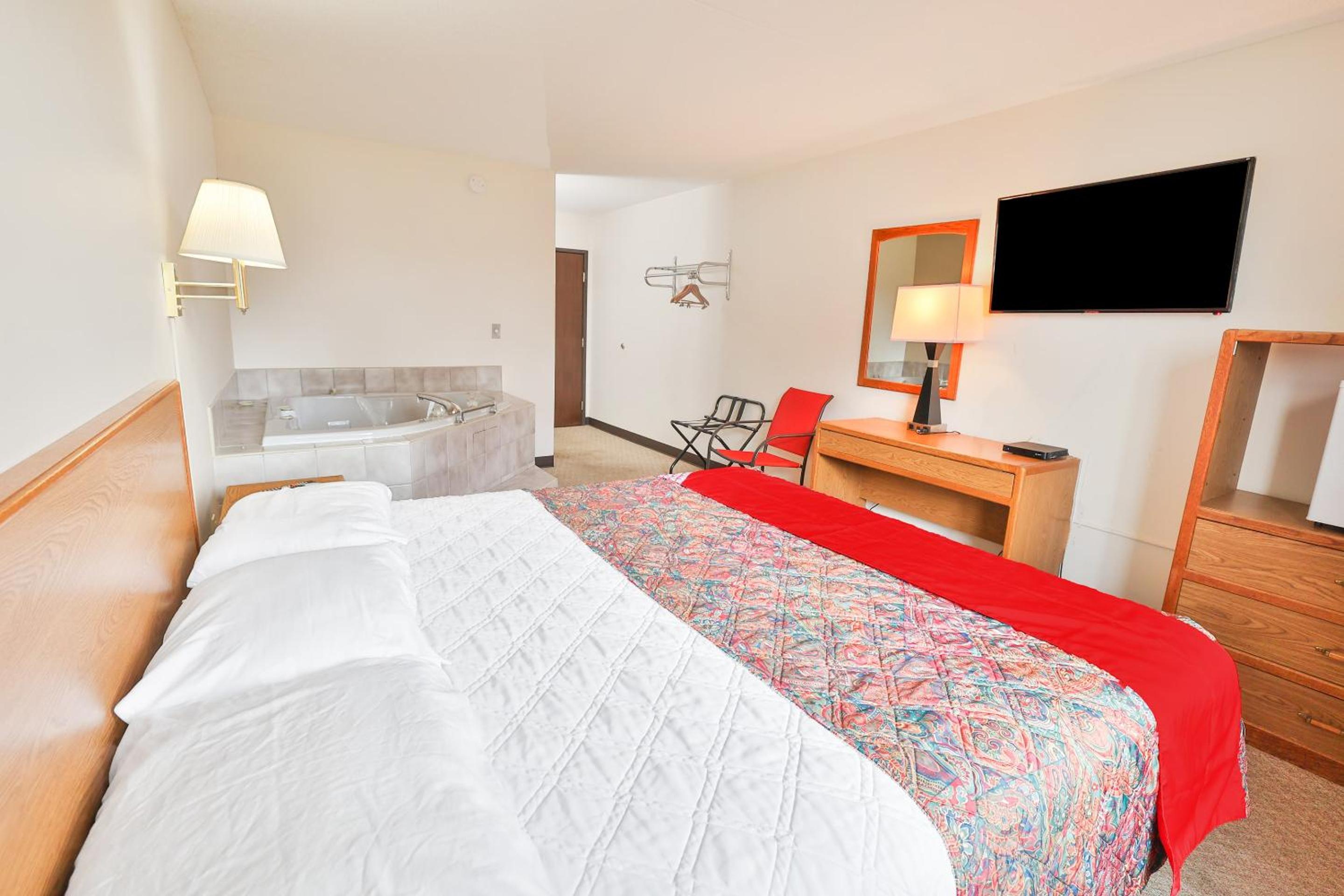 OYO Hotel Pipestone MN Canterbury Park - photo 25