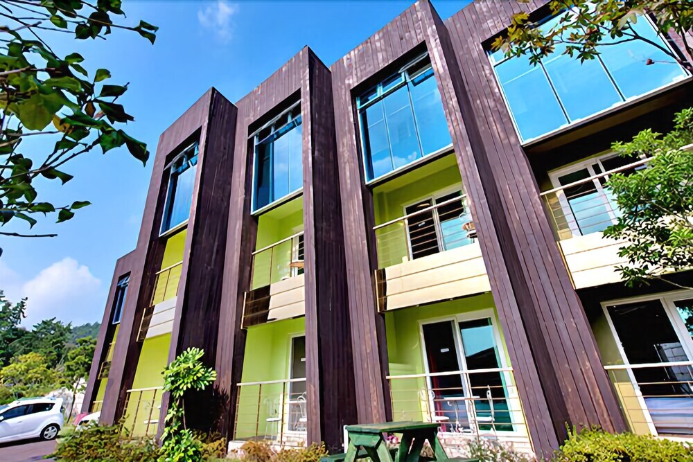 Geojae The Beach Pinks - carbon neutral hotel in Changwon