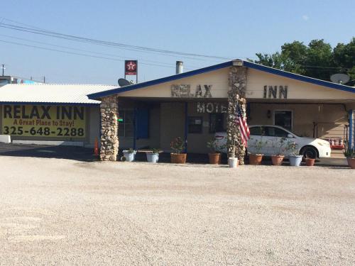 Relax Inn Goldthwaite - photo 4