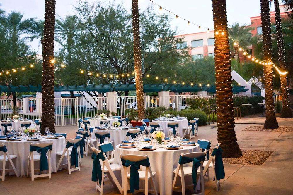 Hilton Garden Inn Scottsdale Old Town - photo 73