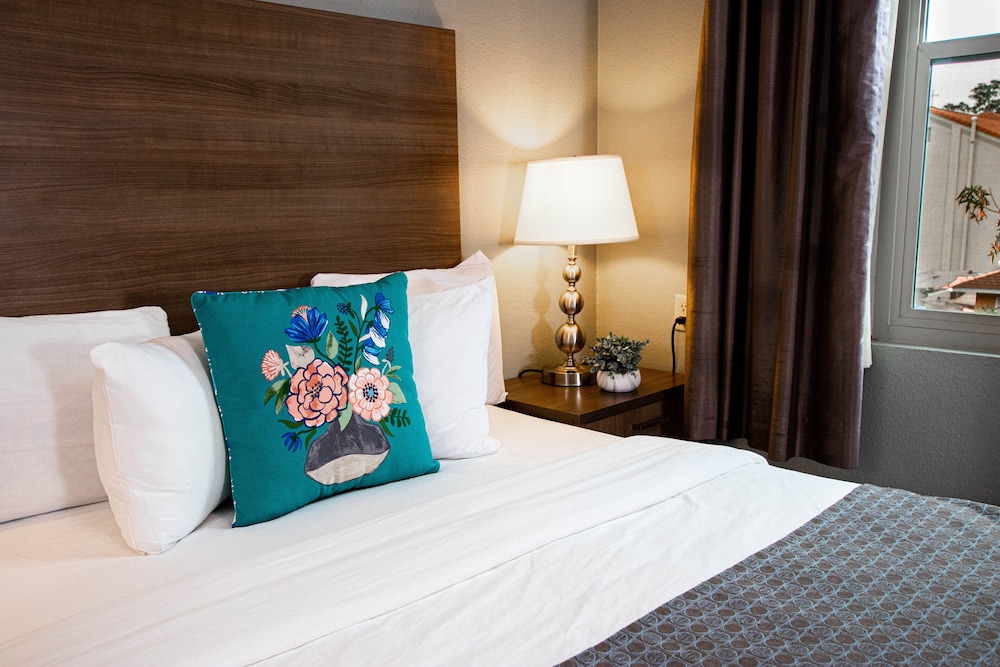 Urban Boutique Hotel - photo 23
