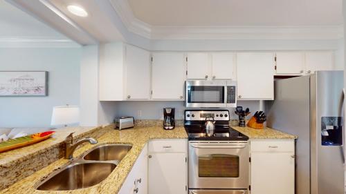 946 Inverness Village - photo 4