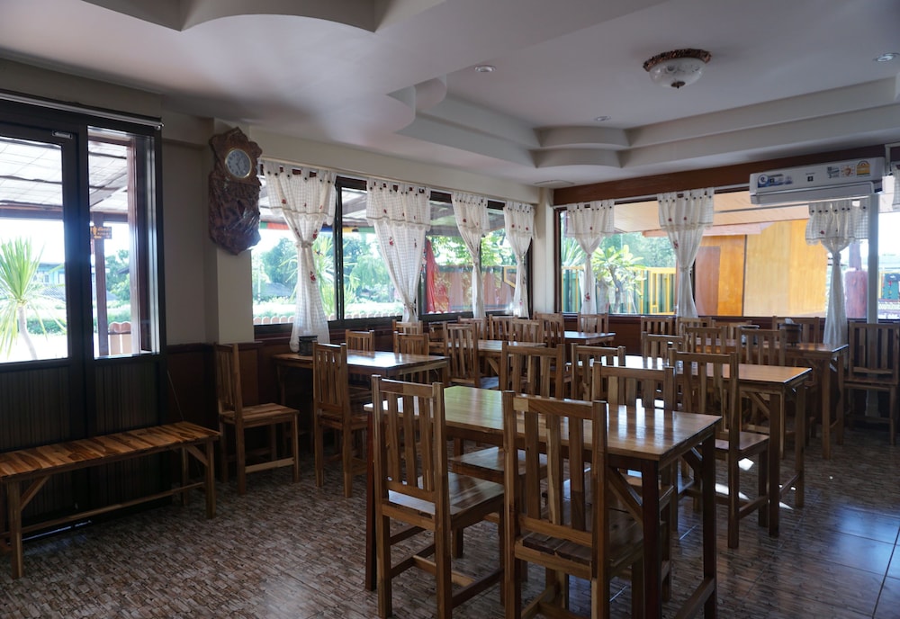 Lampang Bouteak Resort in Lampang, Thailand