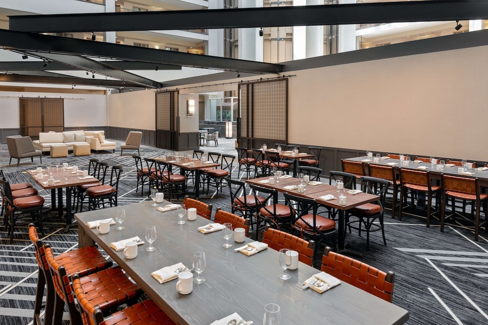 Hilton Charlotte Airport - photo 45