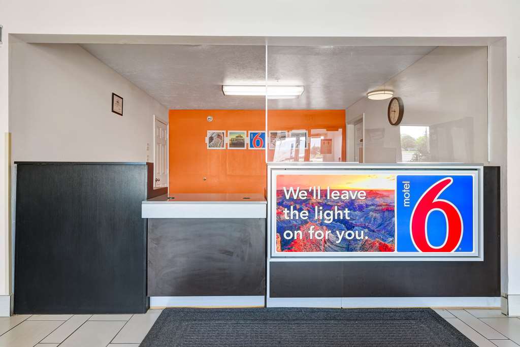 Motel 6 Beaver UT - photo 21