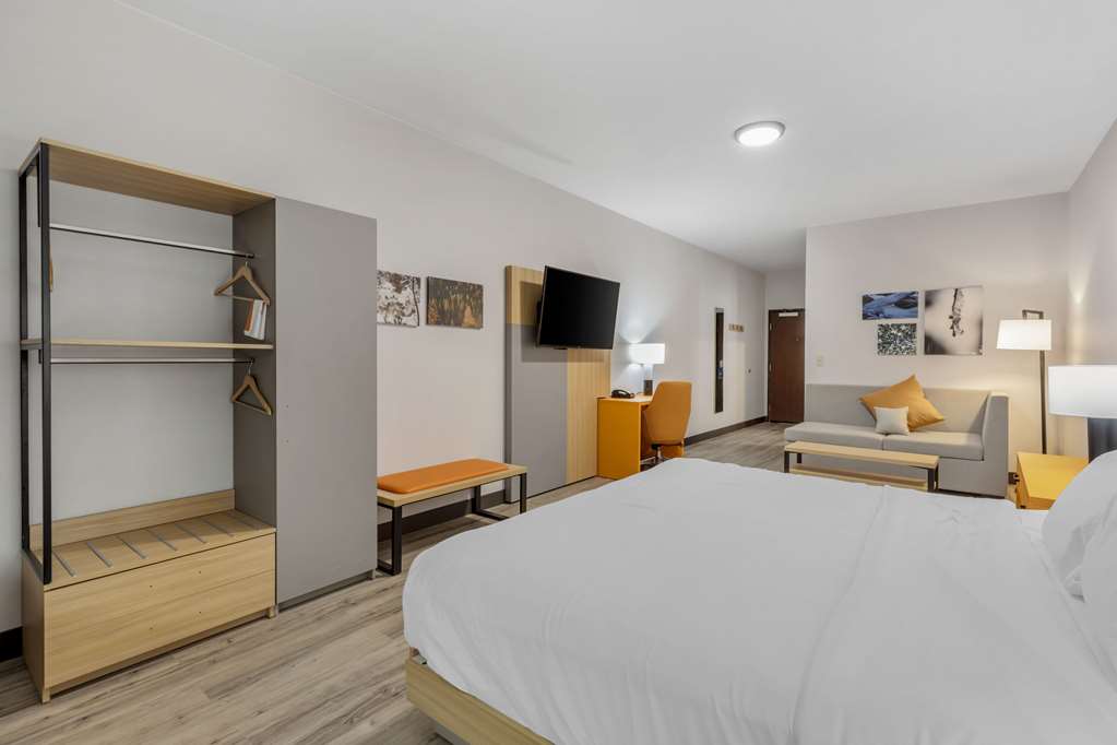 Comfort Suites Cheyenne WY - photo 11