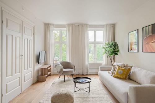 Dinbnb Apartments Grunerløkka I 3 Bedroom With Balcony — 4-Star Luxury Hotel in Oslo, Norway