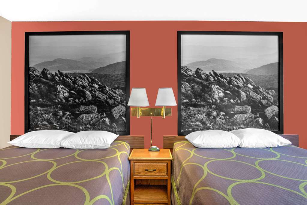 Super 8 by Wyndham Christiansburg Blacksburg Area - photo 14