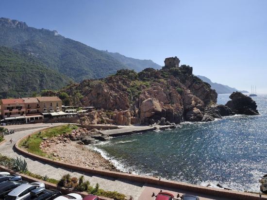 Les Flots Bleus in Bordeaux, France