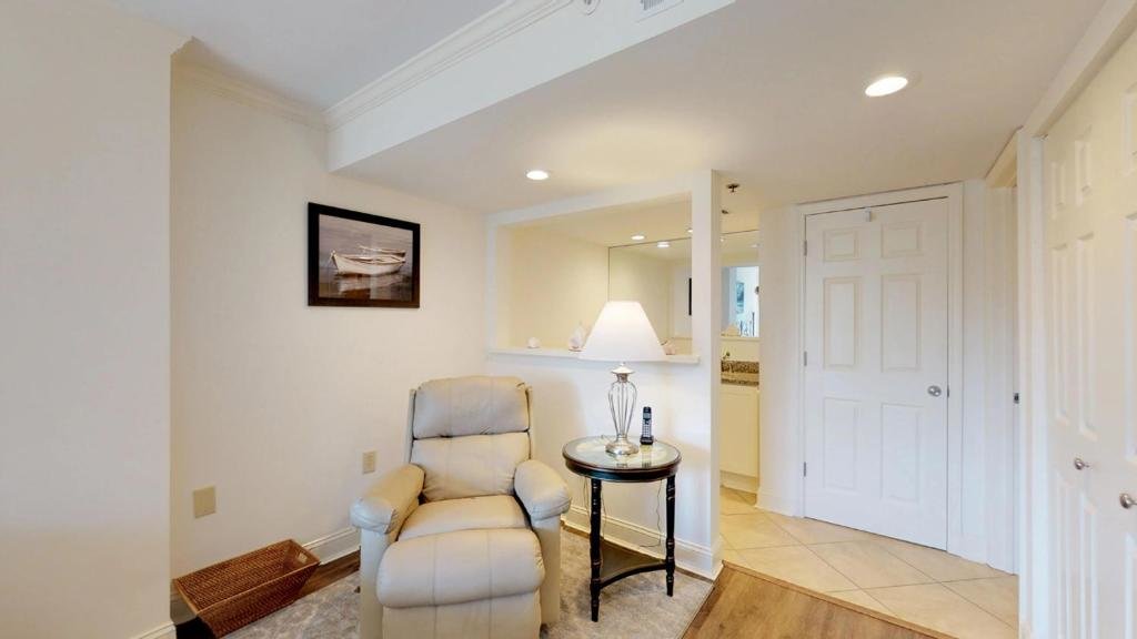 2215 Villamare — Hilton Head Island — photo 5