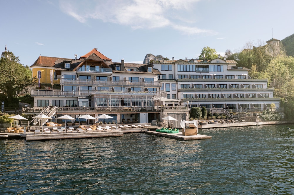 Das Traunsee - carbon neutral hotel in Traunkirchen