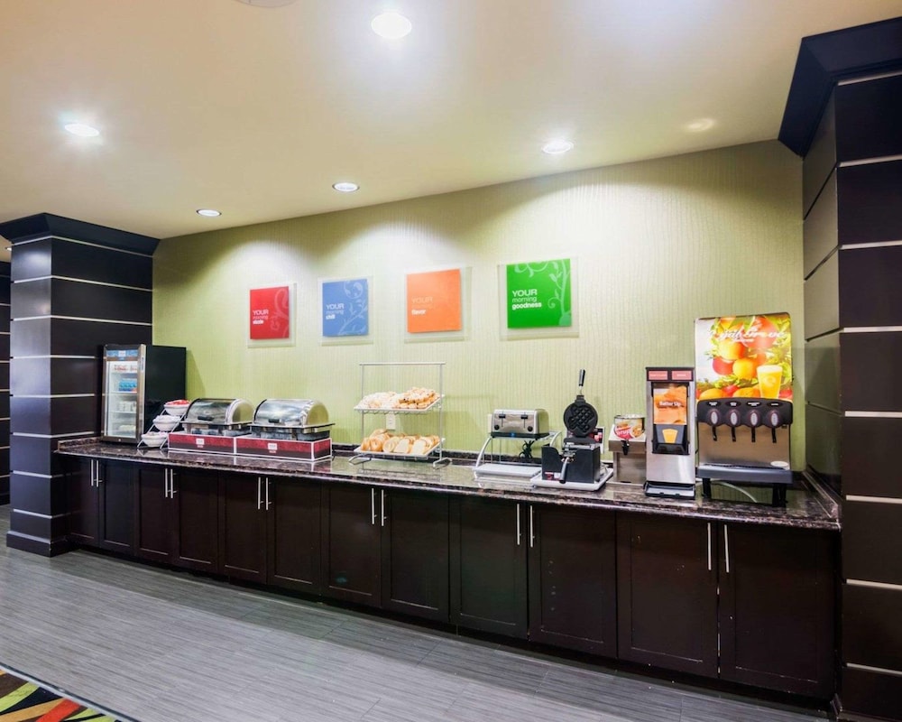 Spark by Hilton Amarillo Western Plaza - photo 36