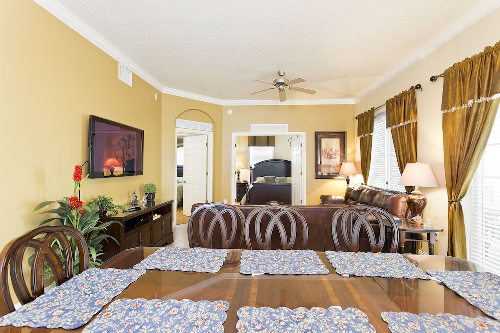 Reunion Resort by Intteli Fun Rentals - photo 20