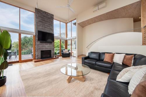 Cedar Views In Mccrae — Mccrae