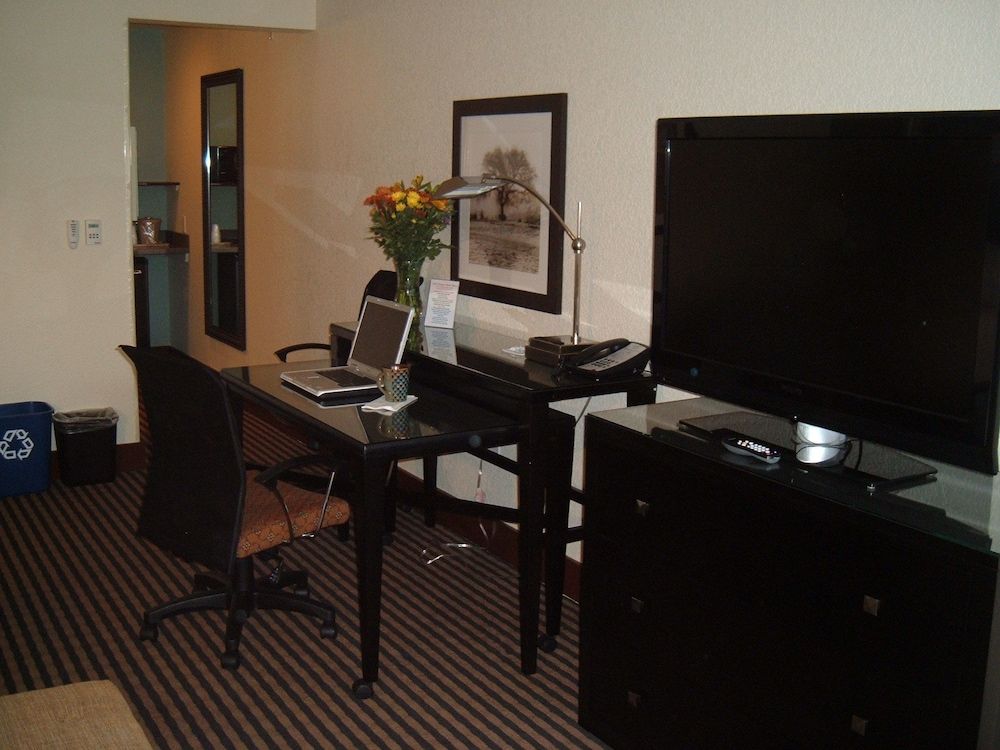 Prairie Hotel - photo 12