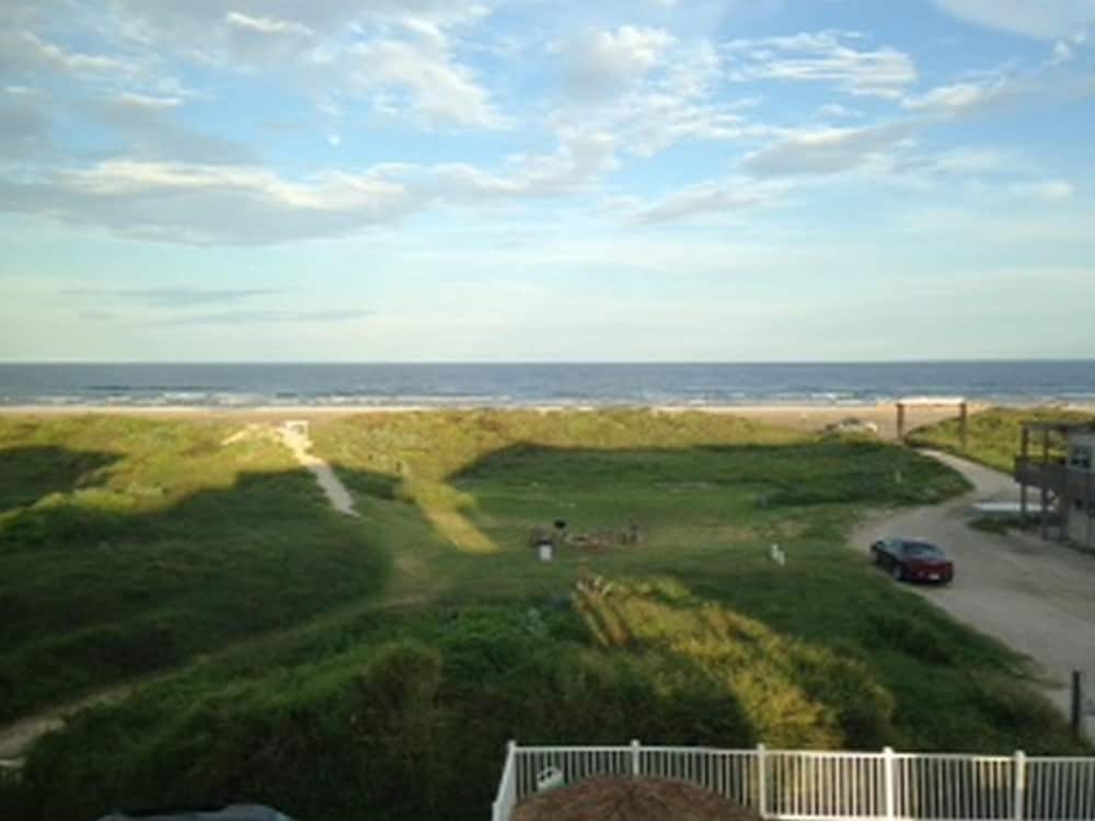 Beachgate CondoSuites and Oceanfront Resort - photo 222